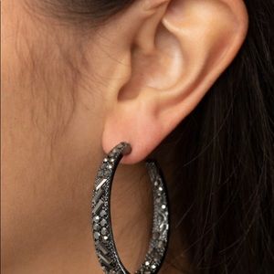 GLITZY By Association - Black